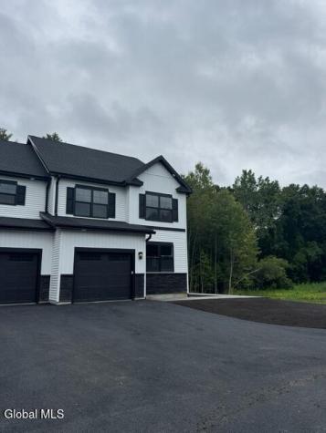 471 B Grooms Road Clifton Park NY 12065