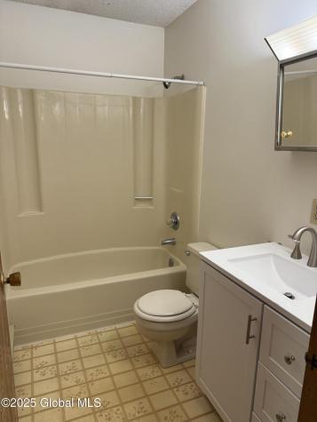 7112 Antioch Road Middle Grove NY 12074