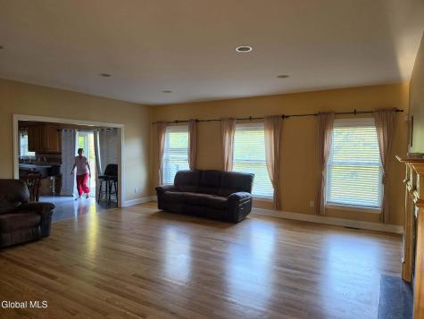 620 Sacandaga Road Schenectady NY 12302