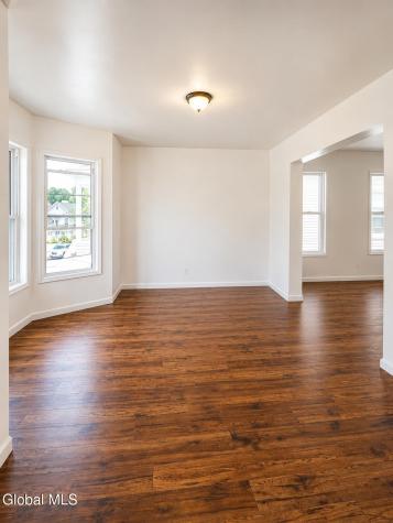 407 Victory Avenue Schenectady NY 12307