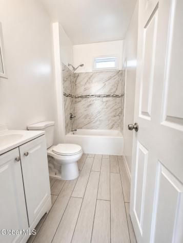 407 Victory Avenue Schenectady NY 12307
