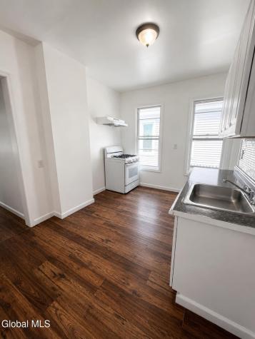 407 Victory Avenue Schenectady NY 12307