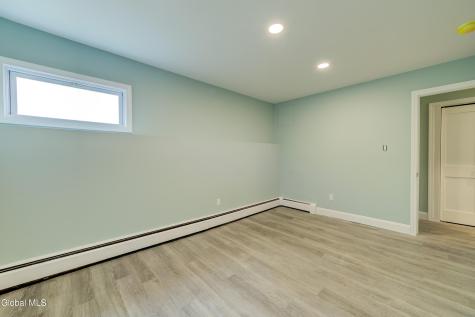 13 Bancker Avenue Scotia NY 12302