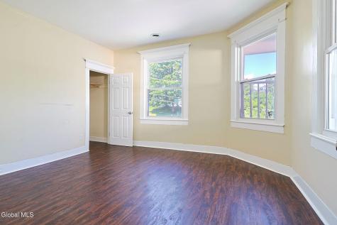 33 W Pine Street Gloversville NY 12078