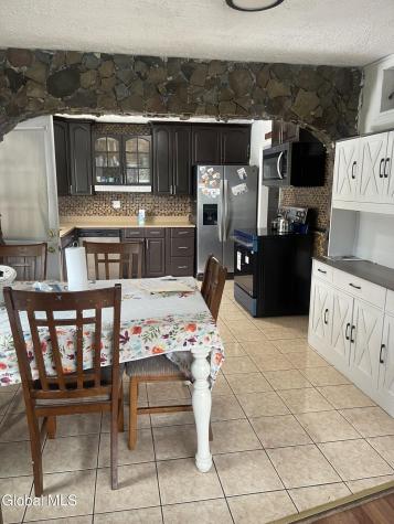21 Ridgecrest Avenue Latham NY 12110