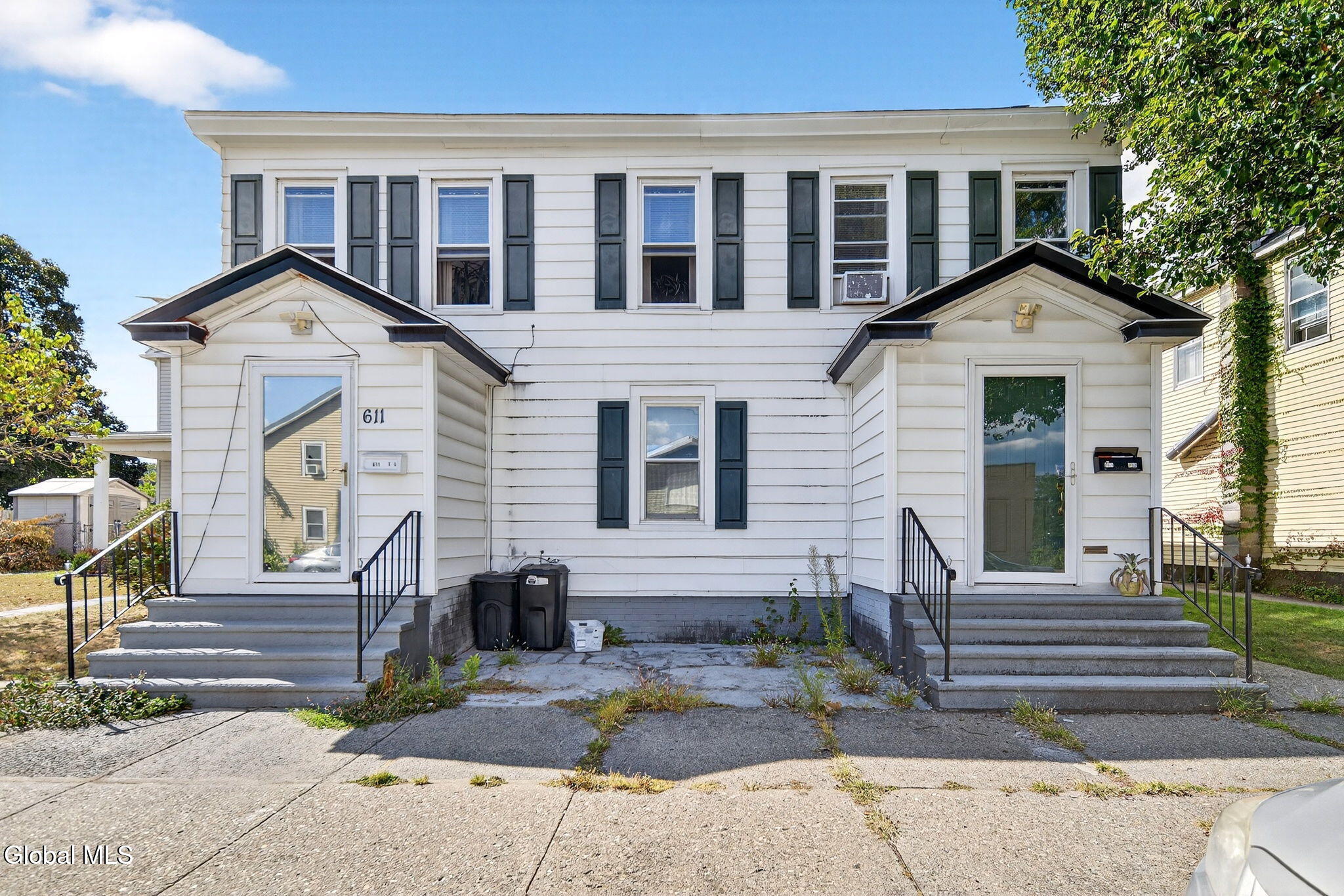 611 4th Avenue Watervliet NY 12189