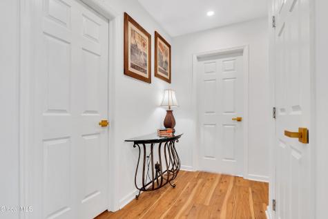 64 Green Island Avenue Latham NY 12110
