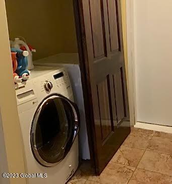 39 Grant Hill Court Clifton Park NY 12065