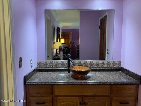 39 Grant Hill Court Clifton Park NY 12065