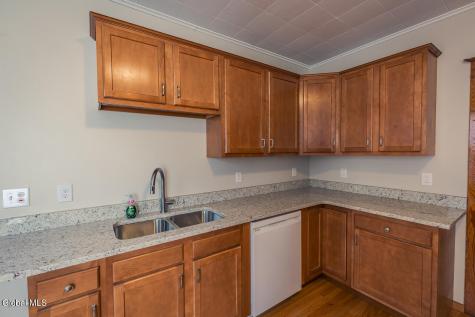 65 Van Derveer Street Amsterdam NY 12010