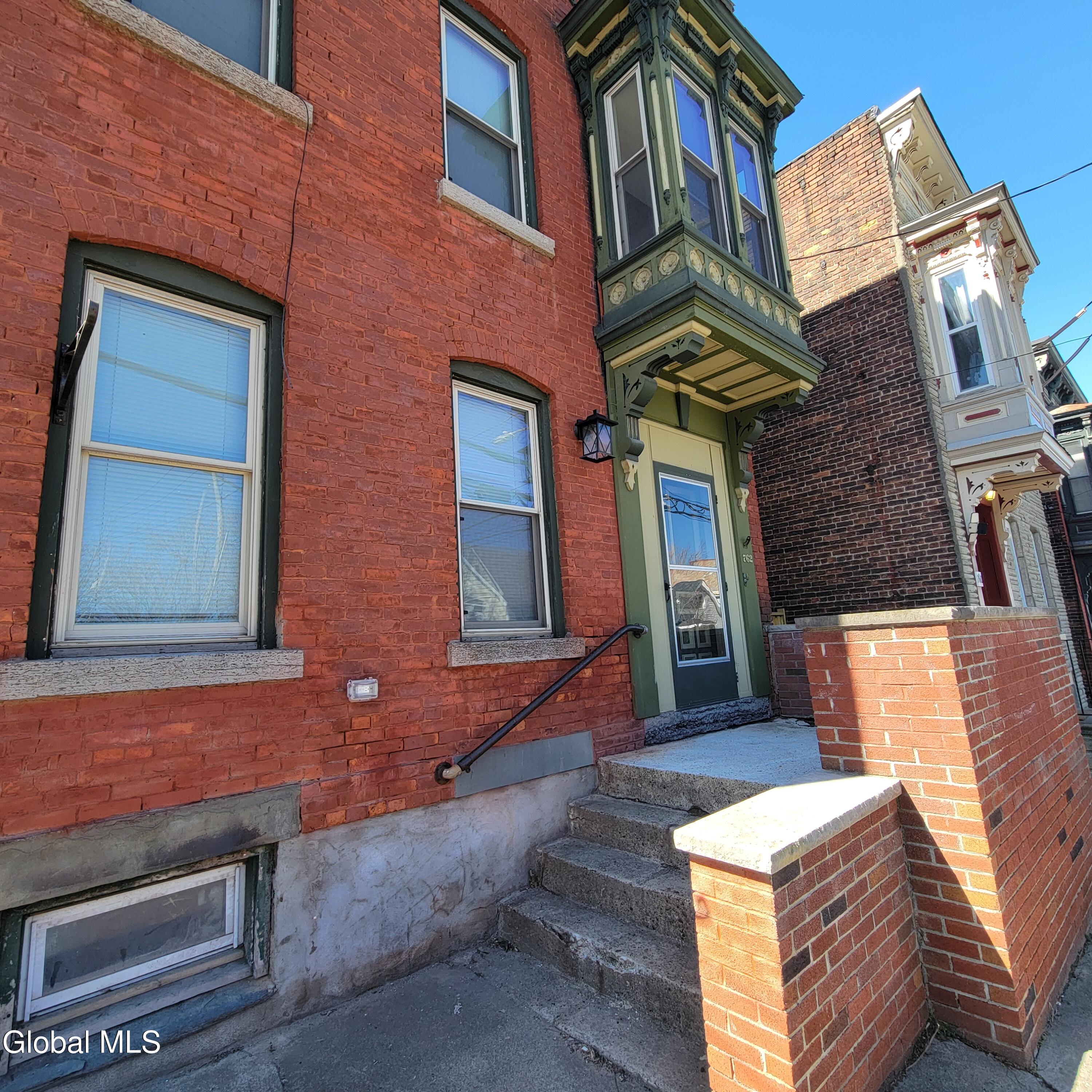 762 Eastern Avenue Schenectady NY 12308