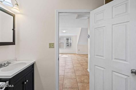 447 Ontario Street Albany NY 12208