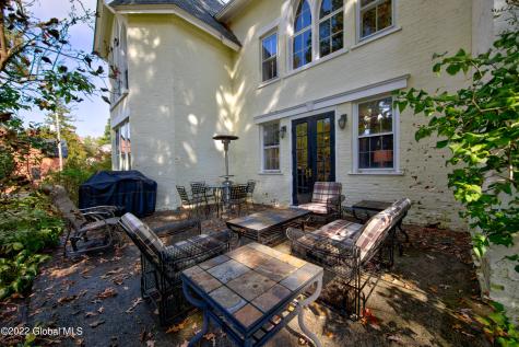 21 Park Place Saratoga Springs NY 12866