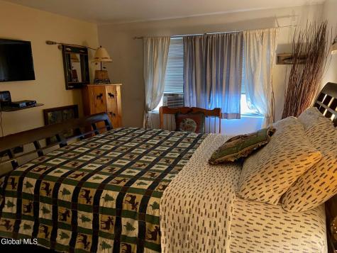 24 Elizabeth Lane Queensbury NY 12804