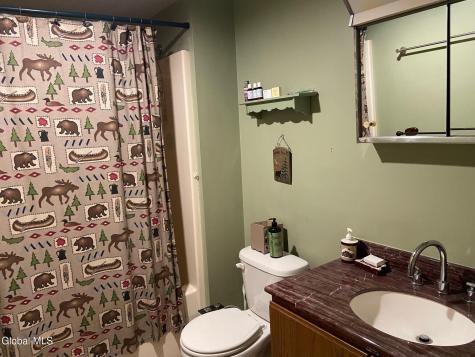 24 Elizabeth Lane Queensbury NY 12804
