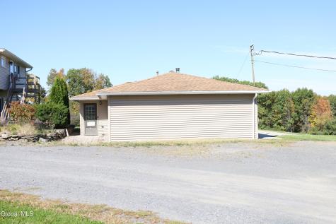 988A Township Road Altamont NY 12009