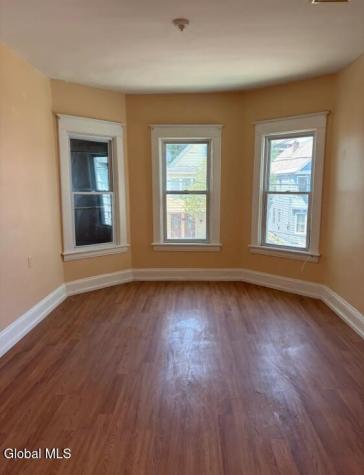 1075 Pleasant Street Schenectady NY 12303