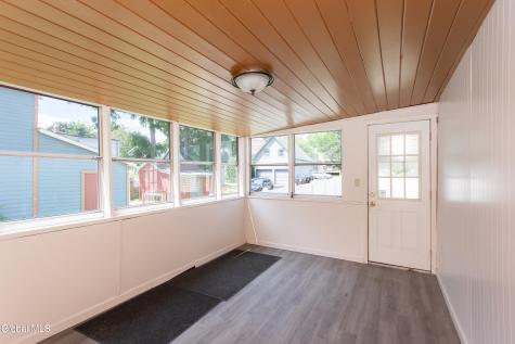 105 Van Dam Street Saratoga Springs NY 12866