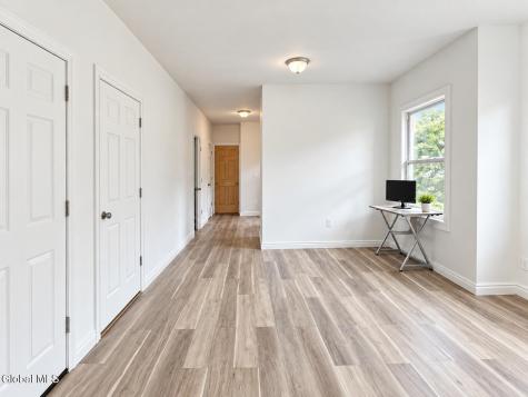 33 Storrie Street Amsterdam NY 12010