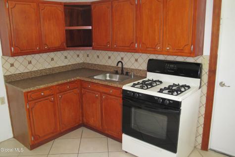 18 Ethel Drive Loudonville NY 12211