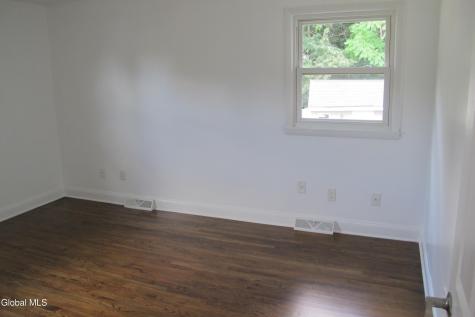 18 Ethel Drive Loudonville NY 12211
