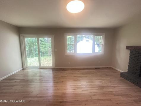 8 N Hill Drive Ballston Lake NY 12019