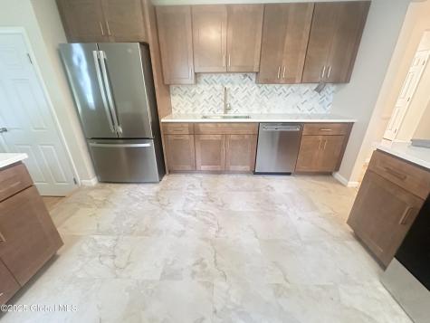 8 N Hill Drive Ballston Lake NY 12019