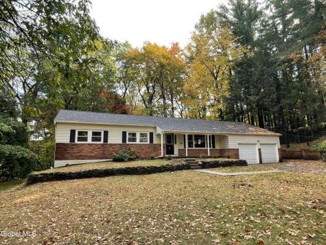 8 N Hill Drive Ballston Lake NY 12019