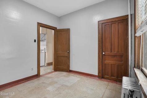 2139 Foster Avenue Schenectady NY 12308