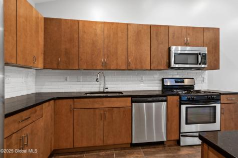 66 Warren Street Saratoga Springs NY 12866