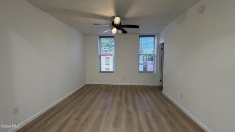 305 2nd Street Troy NY 12180