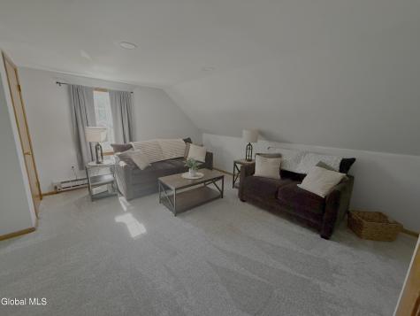 8 Bennett Road Troy NY 12182