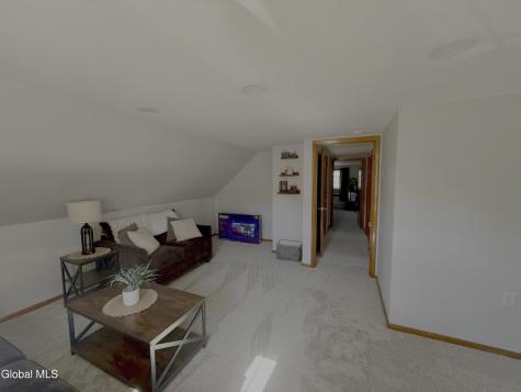 8 Bennett Road Troy NY 12182