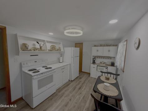8 Bennett Road Troy NY 12182