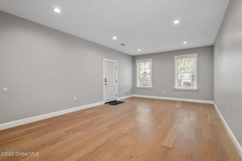 364 Madison Avenue Albany NY 12210