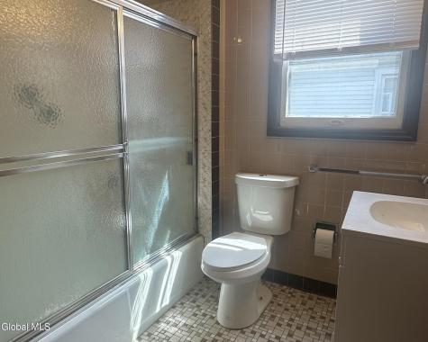 1617 Campbell Avenue Schenectady NY 12306
