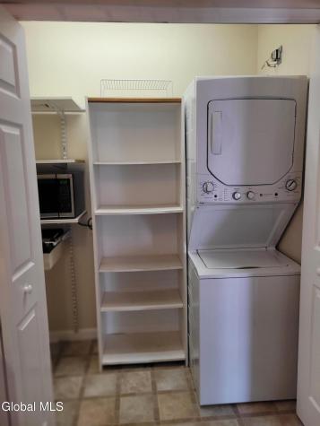 1200 Hillside Avenue Niskayuna NY 12309