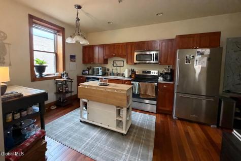 432 Broadway Saratoga Springs NY 12866