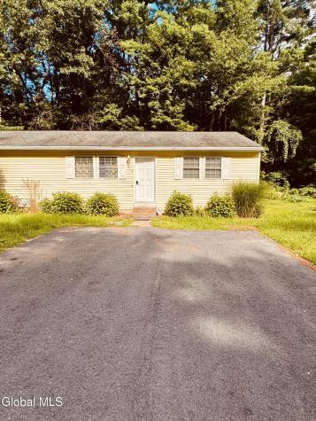 4259 New York 50 Wilton NY 12866