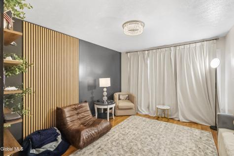 31 Berkshire Drive Colonie NY 12205