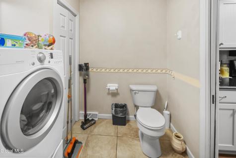 31 Berkshire Drive Colonie NY 12205