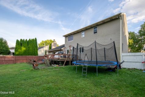 31 Berkshire Drive Colonie NY 12205