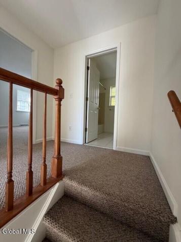 14 Foxfire Lane Glenmont NY 12077