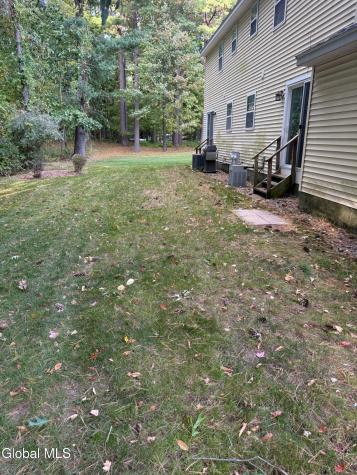 14 Foxfire Lane Glenmont NY 12077