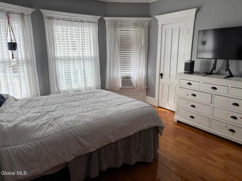 29 Kingsboro Avenue Gloversville NY 12078