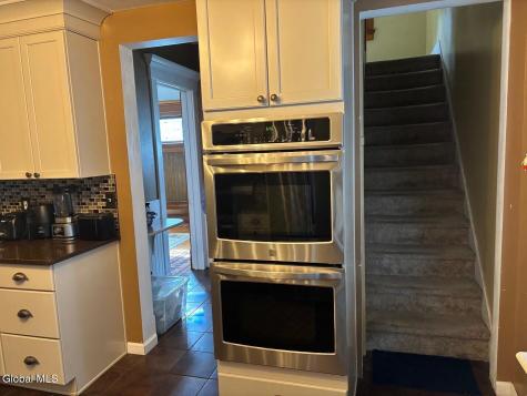 29 Kingsboro Avenue Gloversville NY 12078
