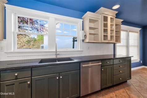13E Tupelo Drive Halfmoon NY 12065