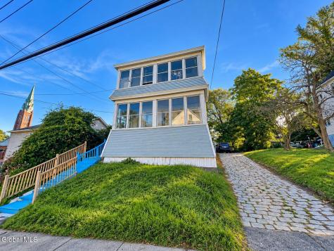 609 Crane Street Schenectady NY 12303