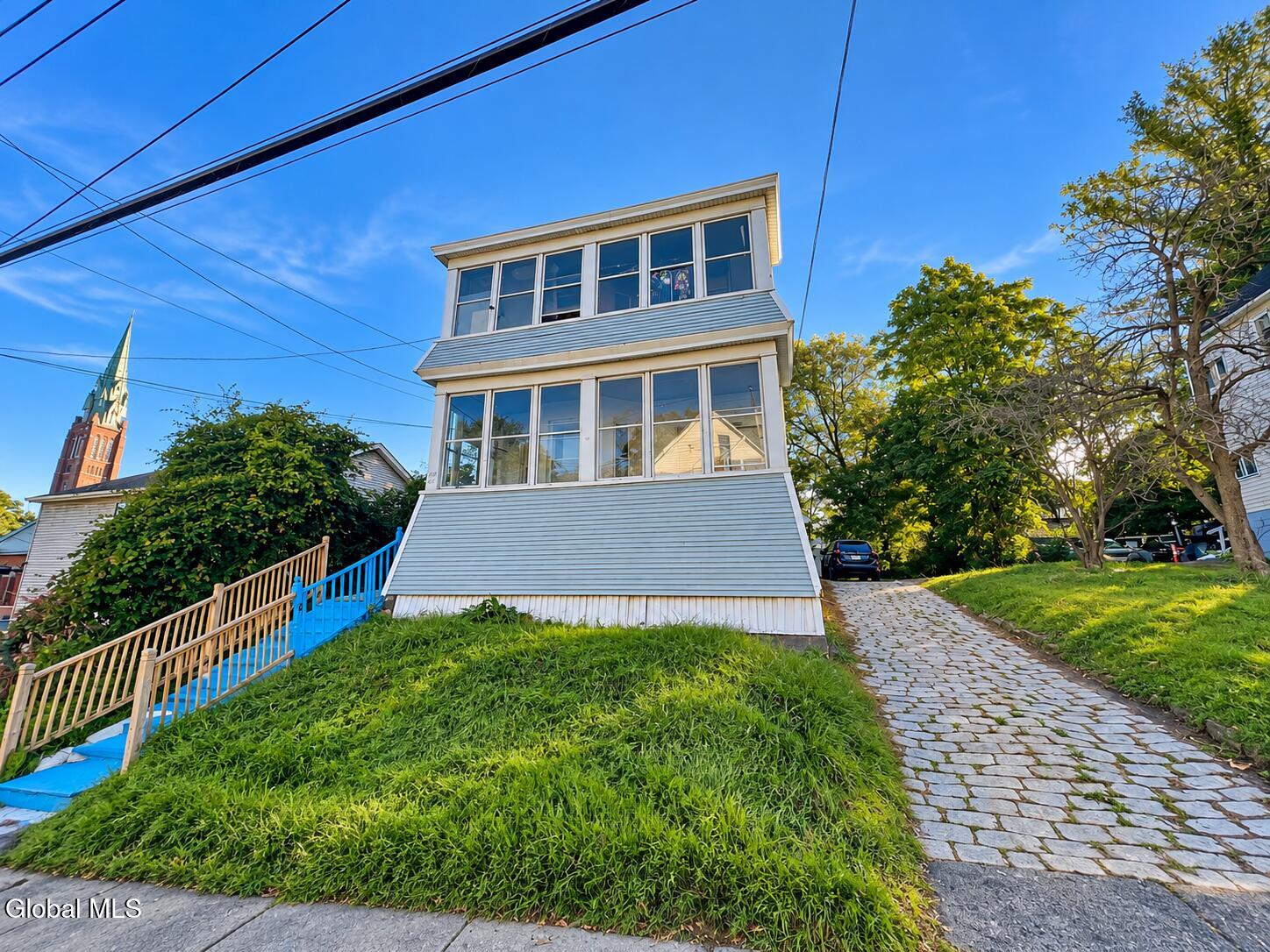 609 Crane Street Schenectady NY 12303