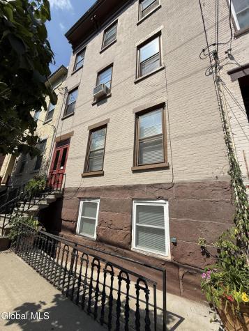 31 Elm Street Albany NY 12202